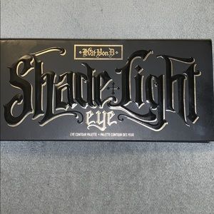 Kat Von D eye shadow